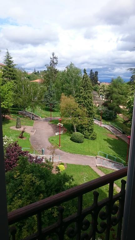 Hotel Castel Regina Châtel-Guyon Exteriér fotografie